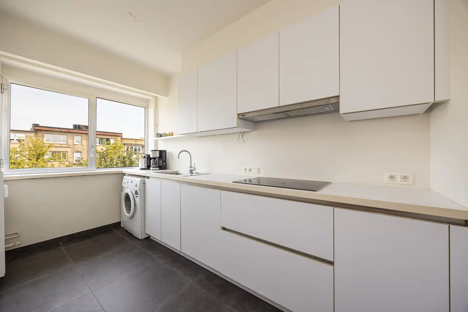Instapklaar en smaakvol gerenoveerd appartement met 2 slaapkamers op een uitstekende locatie op de grens Deurne/Borgerhout foto 12