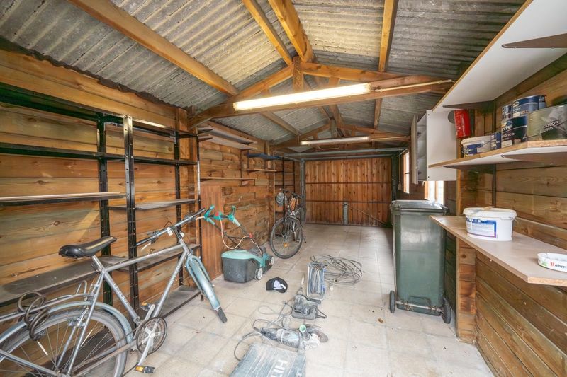 Roeselare : Charmante woning te huur in een gezellige wijk! foto 19