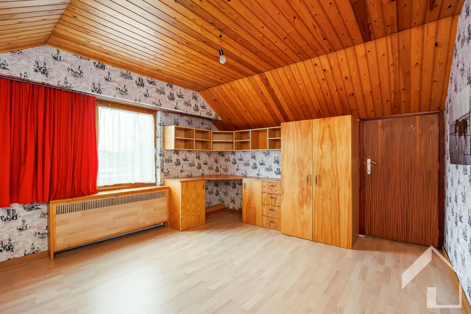 Open bebouwing in een rustige wijk! foto 22