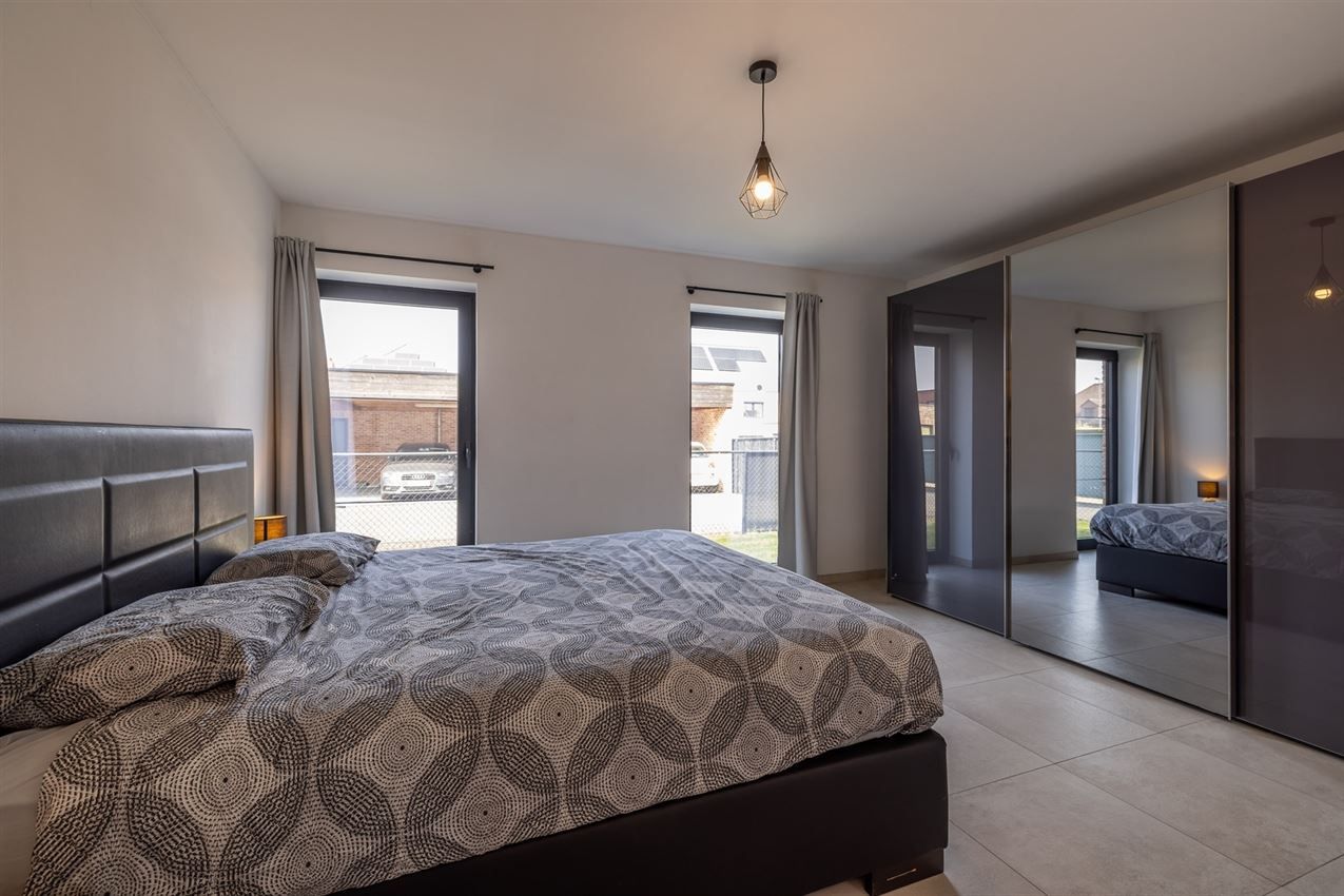 grote slpk, 123m²,2017, omgeven door tuin, rustig foto 16