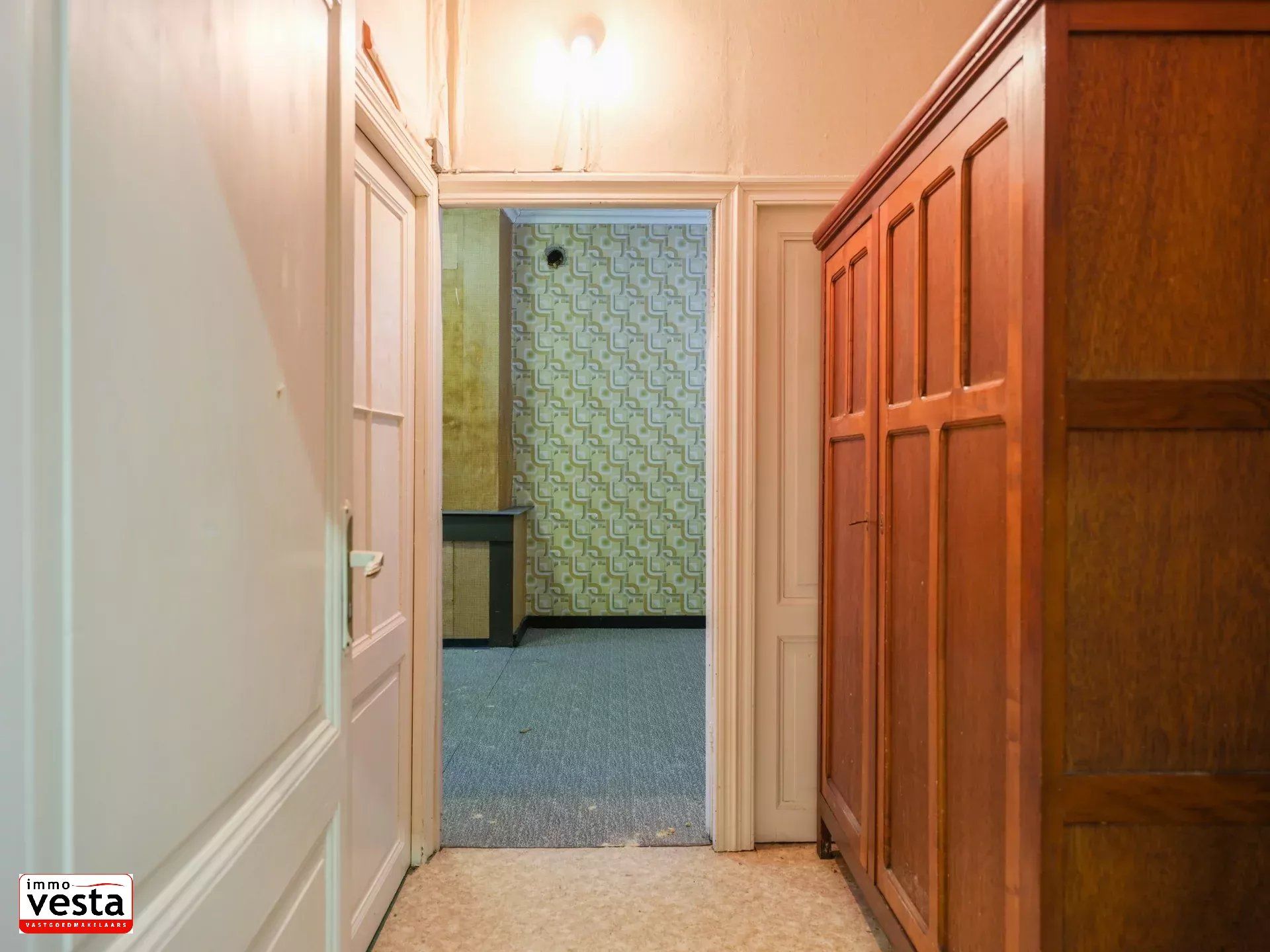 Voormalige pastorie met tal van mogelijkheden foto 20