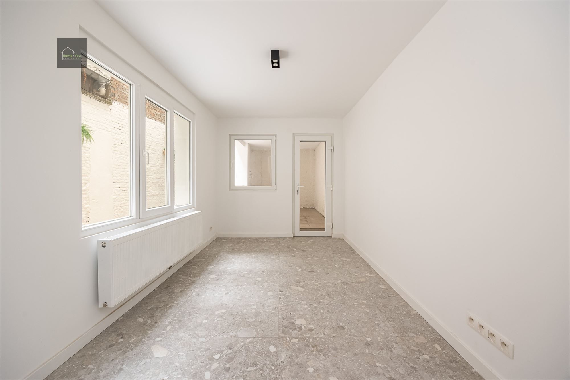 Uniek herenhuis in 't Groen Kwartier foto 13