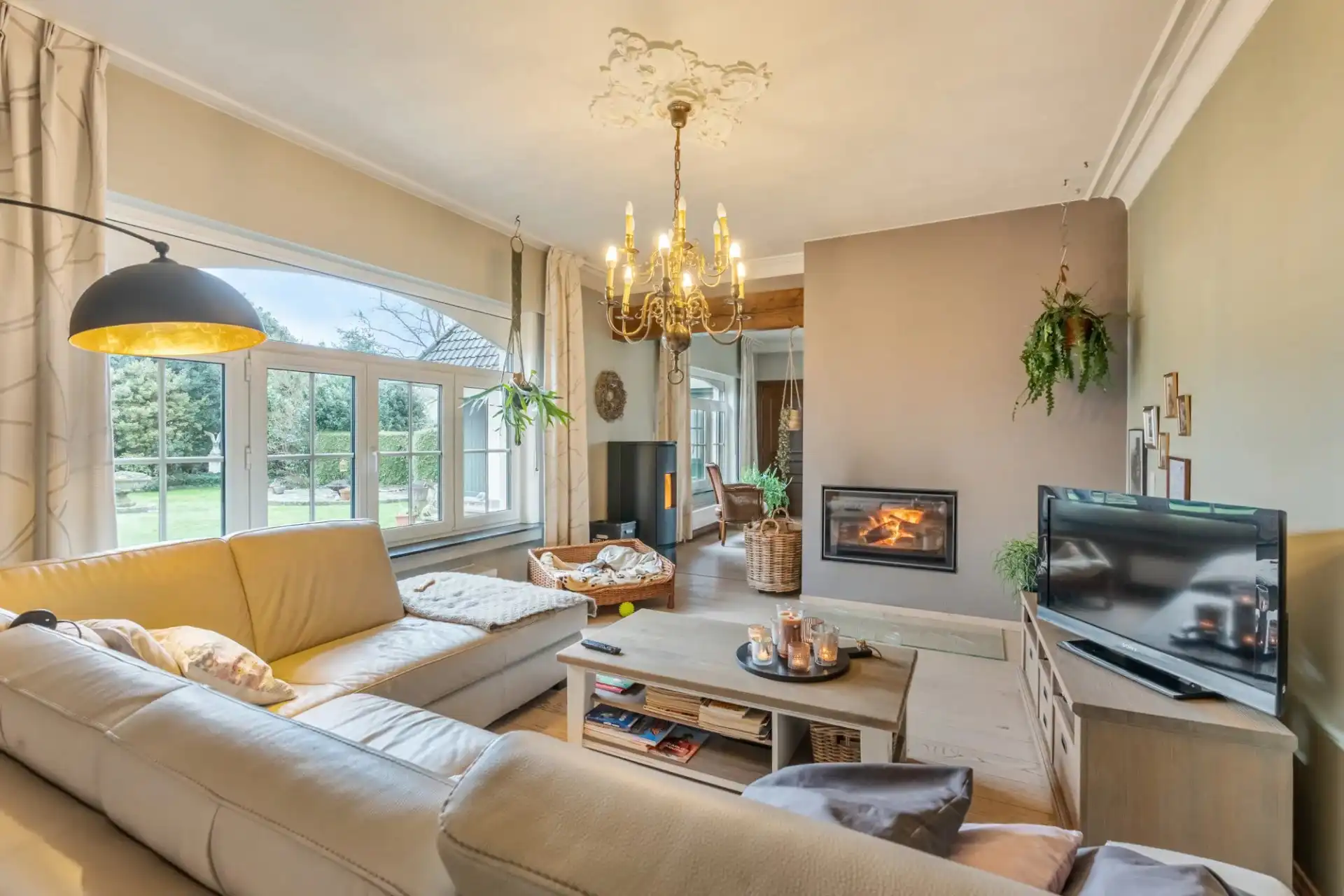 Ruime woning met garage te Houthalen-Helchteren foto 2