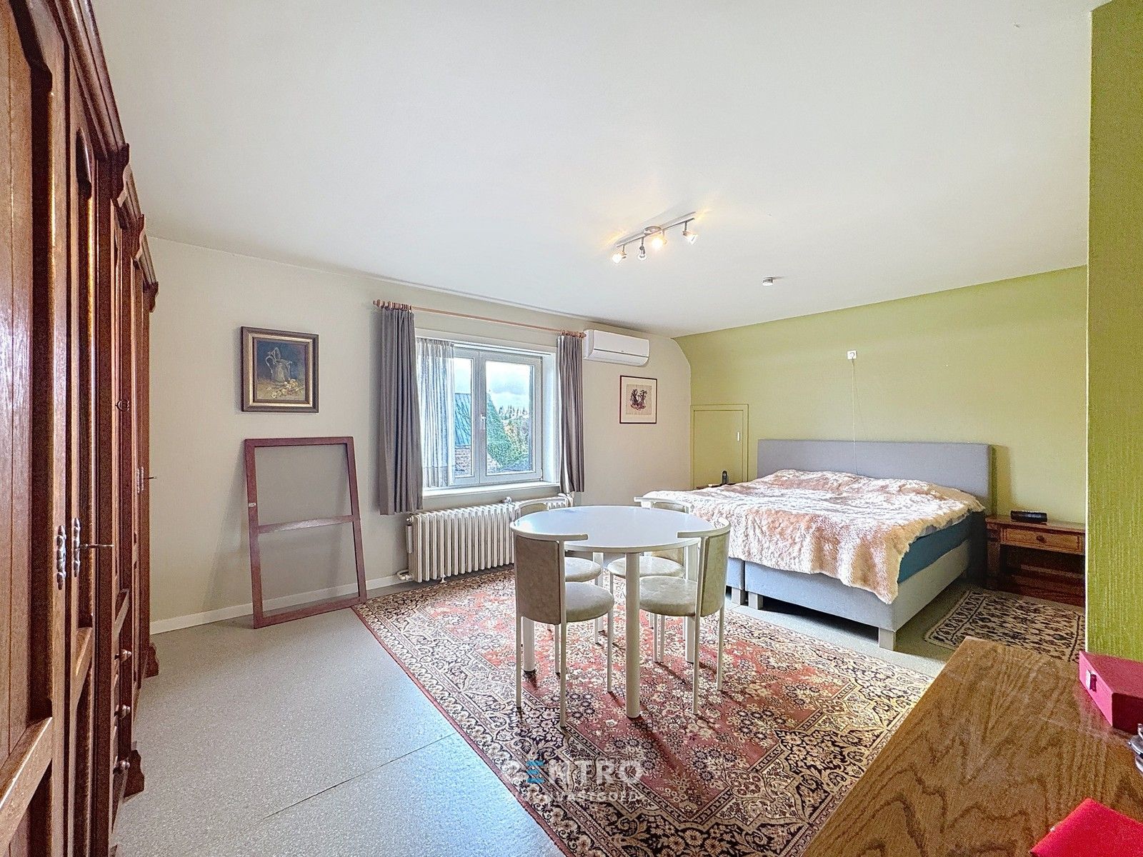 INTERESSANTE villa te Meetkerke met 3 slpks, PRAKTIJKruimte én 2 garages op 1.975m2! foto 15