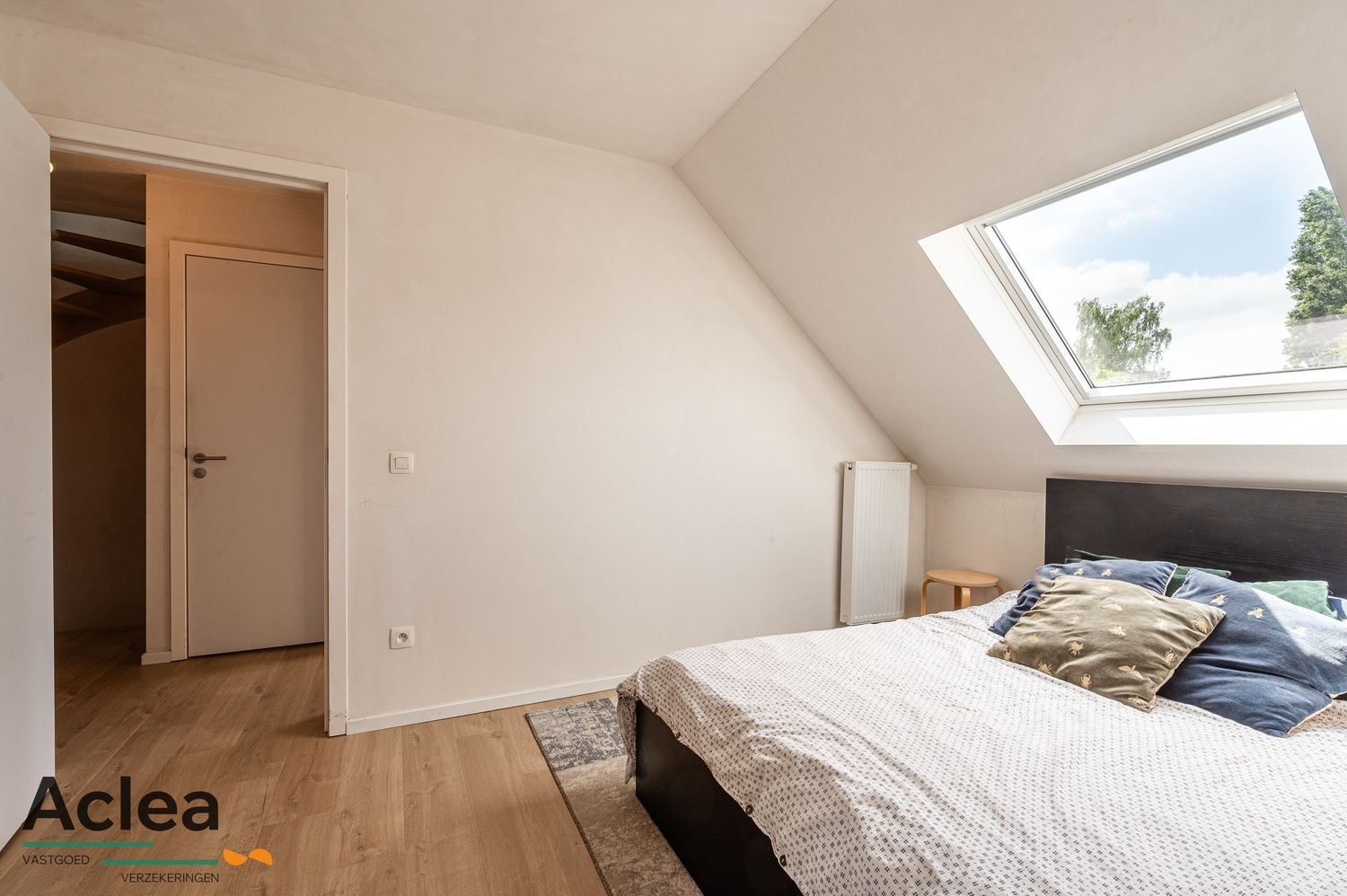 Recente energiezuinige woning met 3 tot 4 slpks foto 23