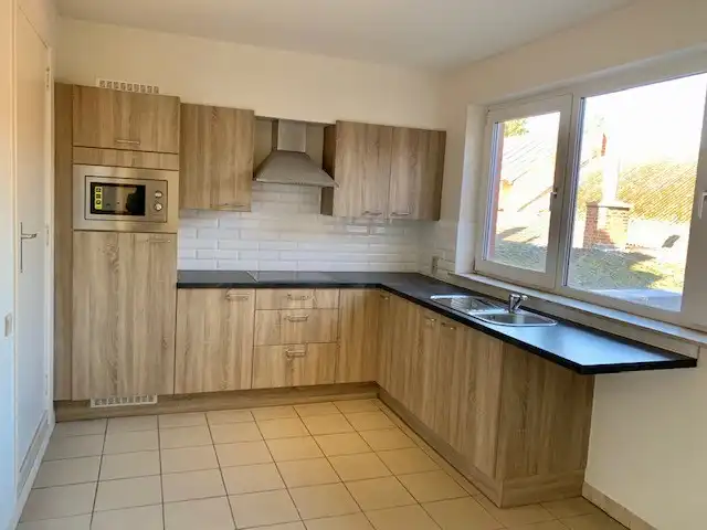 Centraal gelegen, instapklaar appartement te Aalst foto 8