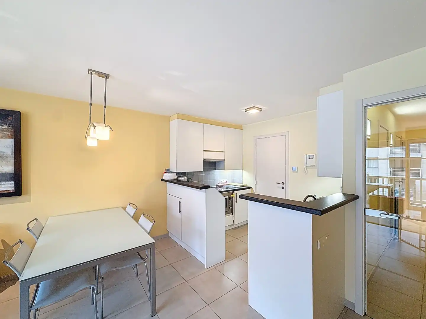 Schitterend appartement met 2 terrassen nabij de vaargeul van Nieuwpoort-Bad foto 4