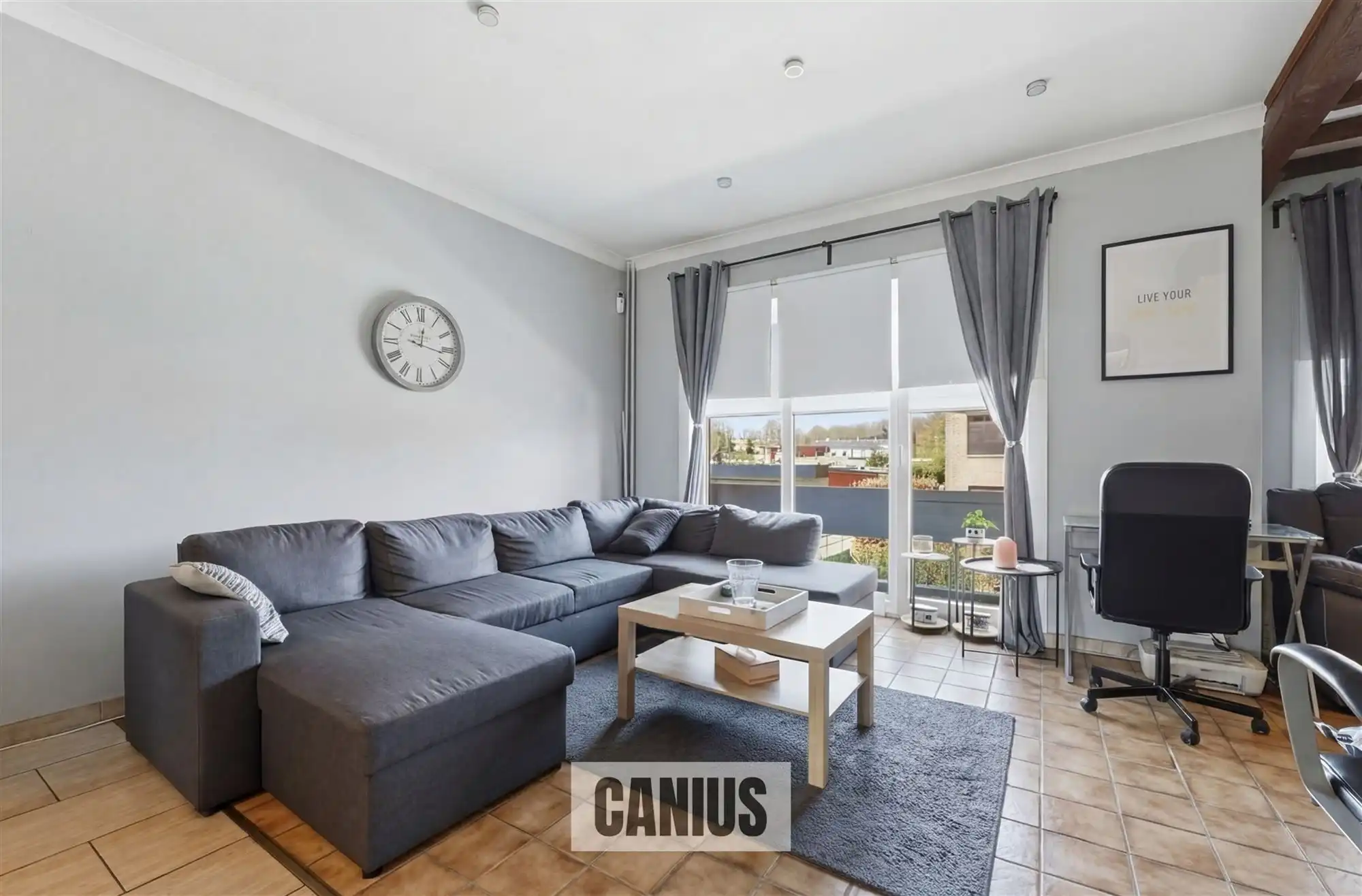 CHARMANTE BEL-ETAGE WONING MET 3 SLAAPKAMERS foto 8