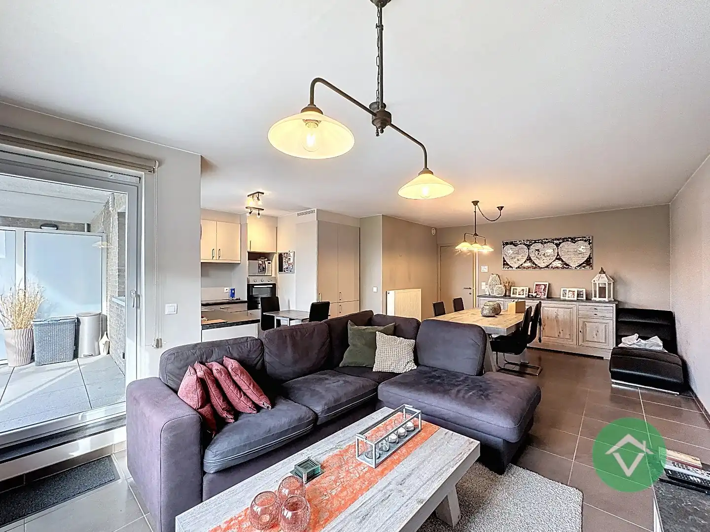 Appartement met 2 slaapkamers en terras te Roeselare  foto 6