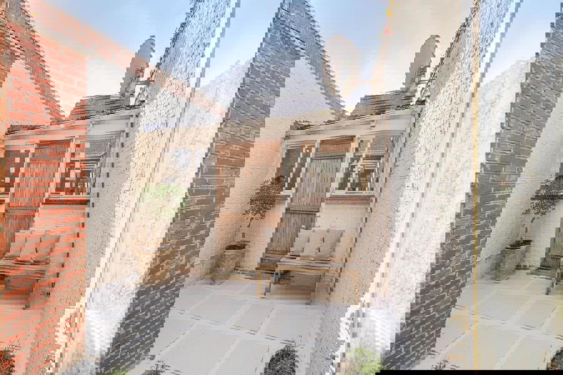 Te renoveren starterswoning  in Mechelen foto 21