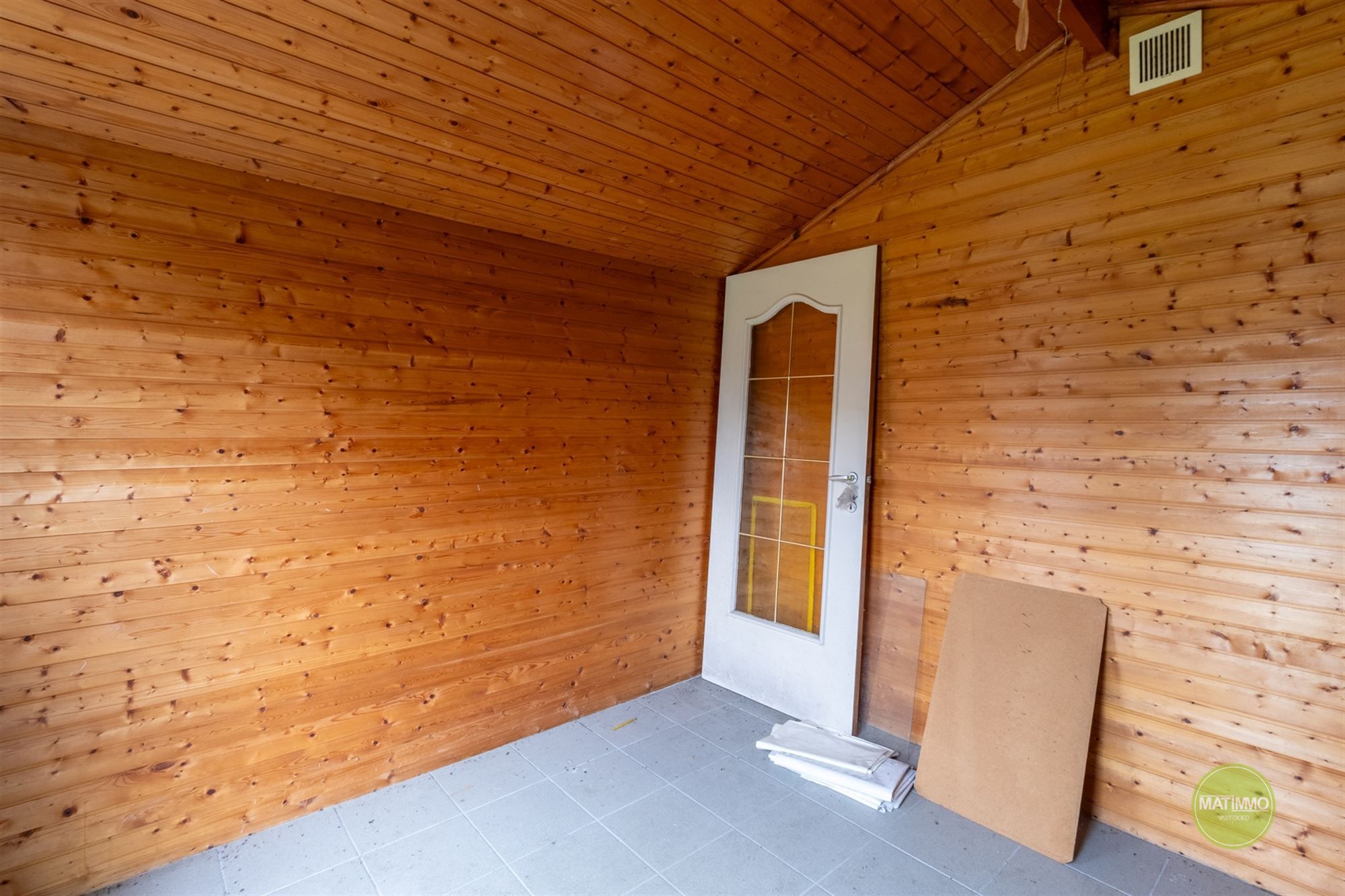 Ruime woning met 3 slaapkamers te Mol-Achterbos.  foto 16