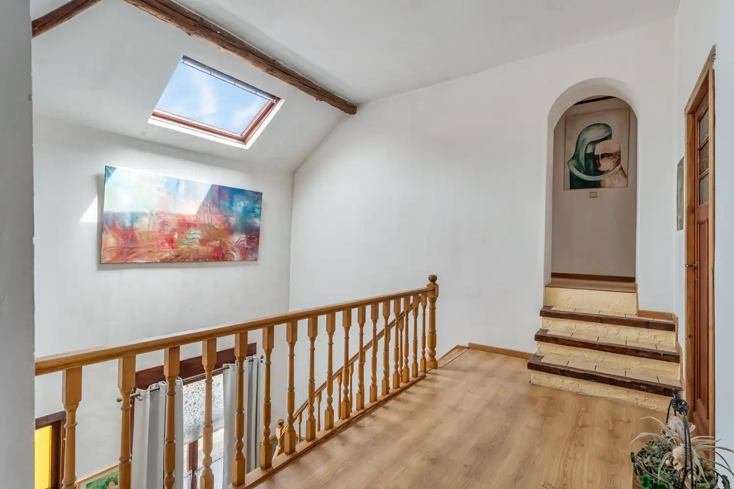 Charmante woning met zonnige tuin, grote garage en eindeloze mogelijkheden foto 16