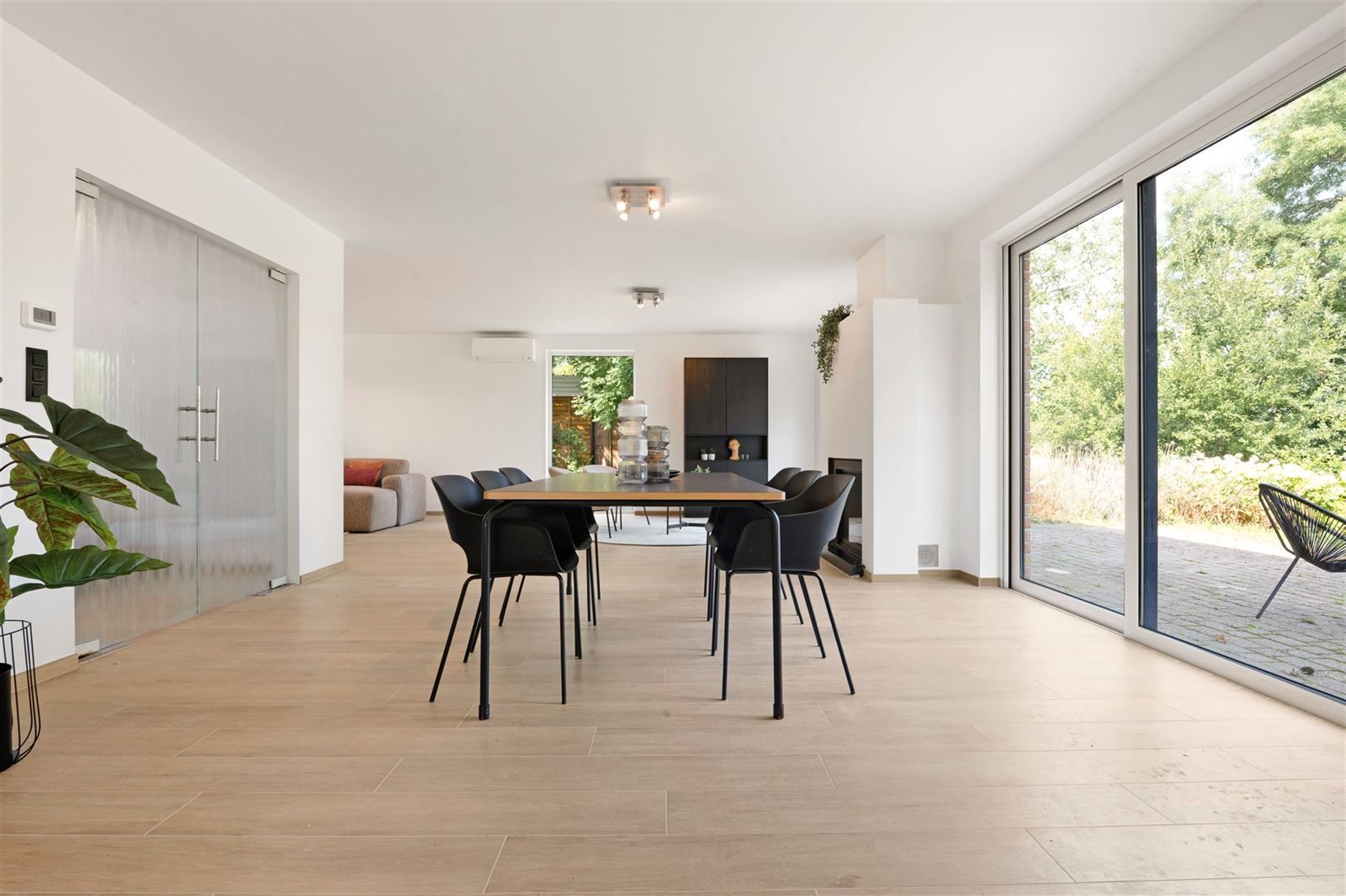 Instapklare, recent gerenoveerde villa te Zwalm! foto 7