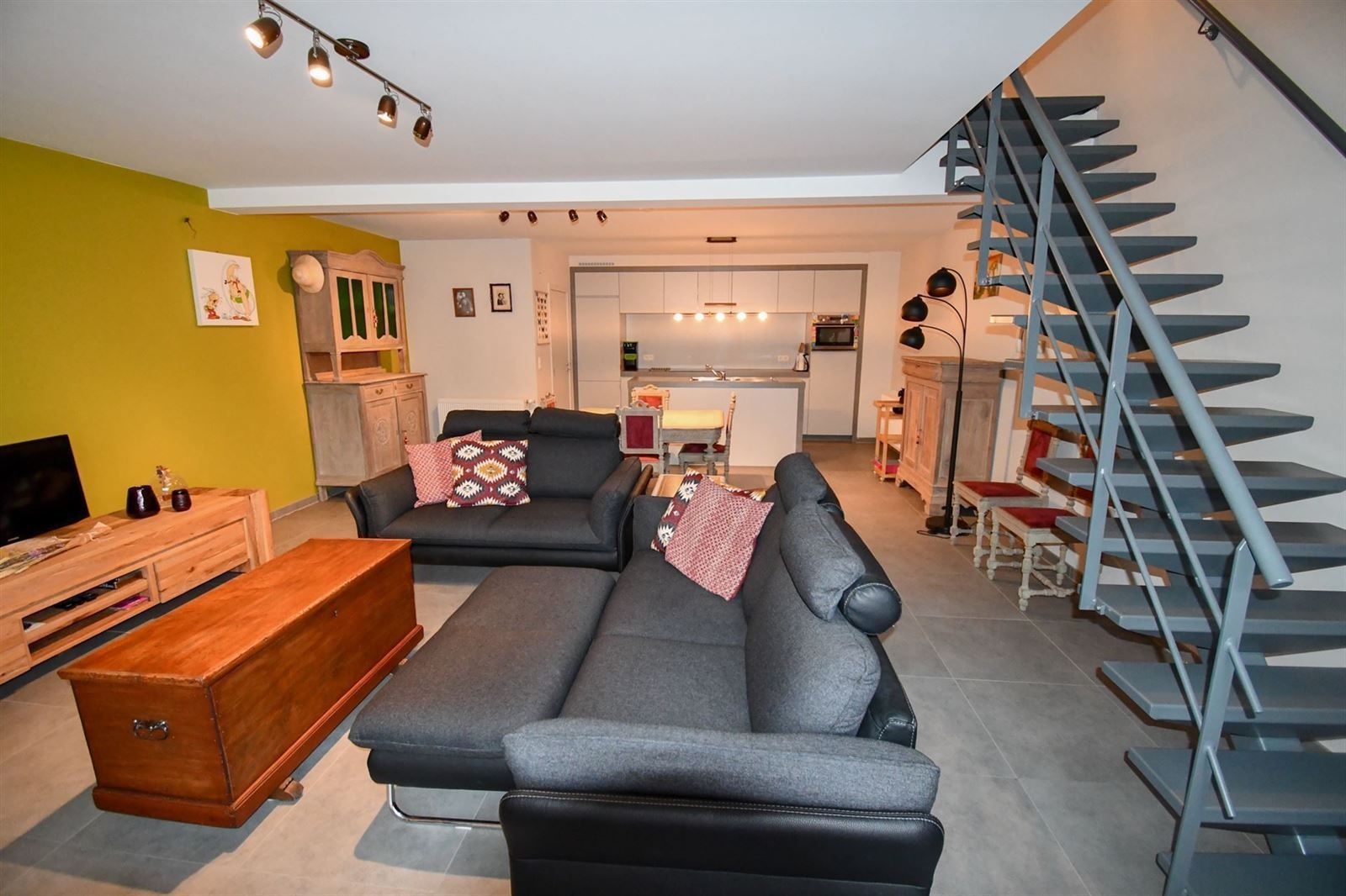 Duplex-appartement met 2 slaapkamers TE HUUR te Oetingen foto 3