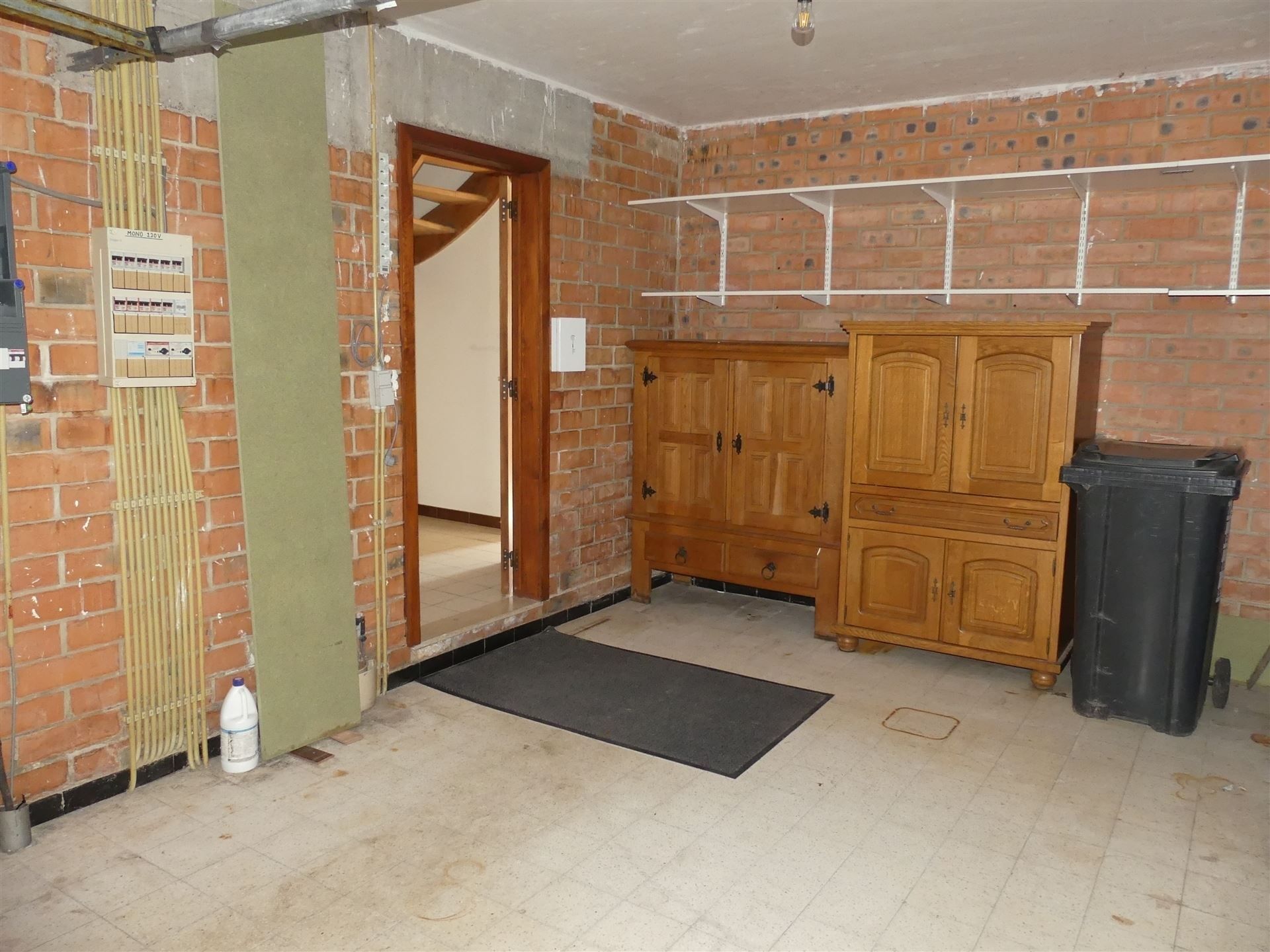 Ruime woning gelegen in een topbuurt te Aartselaar! foto 14