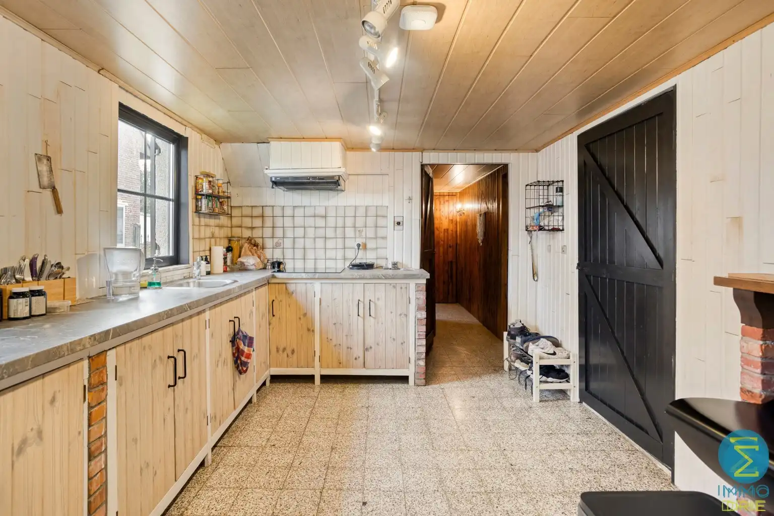 Te renoveren woning op een perceel van 426m² foto 8