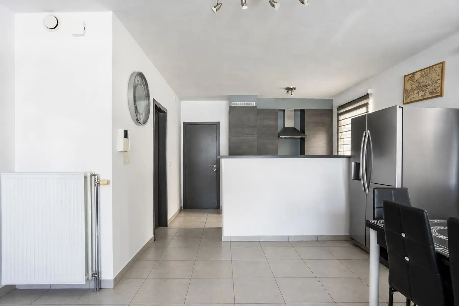Instapklaar appartement met garage te Burst! foto 6