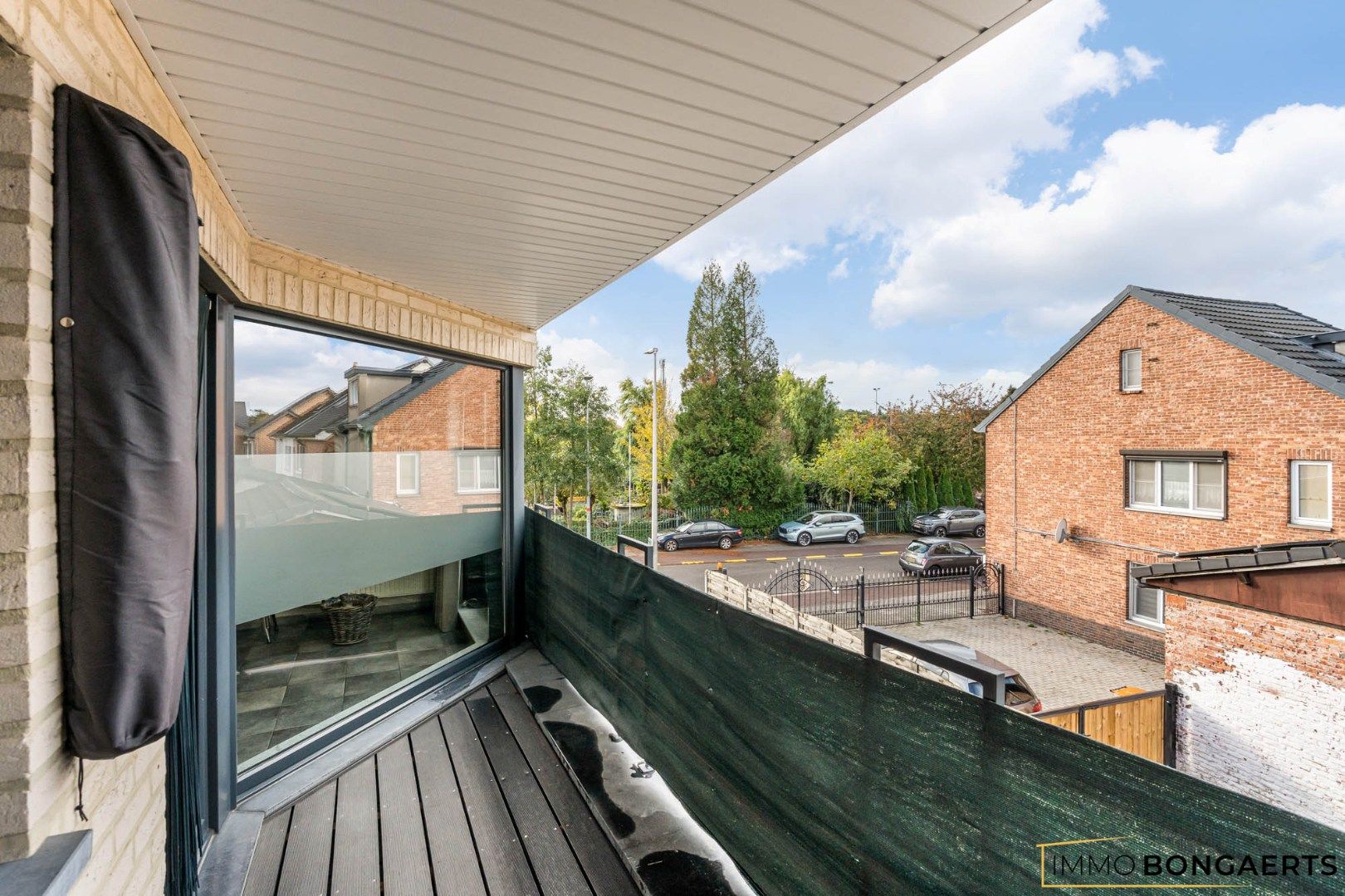 Ruim duplexappartement met 4 slaapkamers foto 15