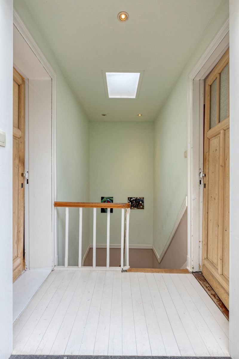Karaktervolle woning met 3-4 slaapkamers en tuin. foto 10