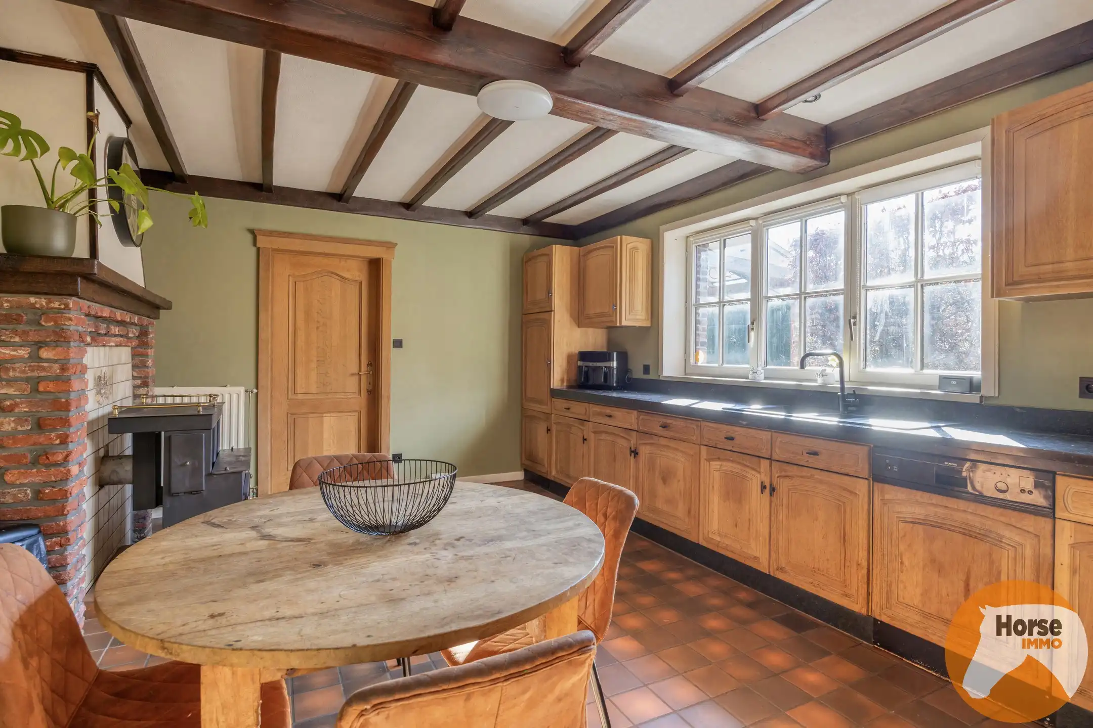 LOKEREN - Ruime woning met veel  mogelijkheden foto 13