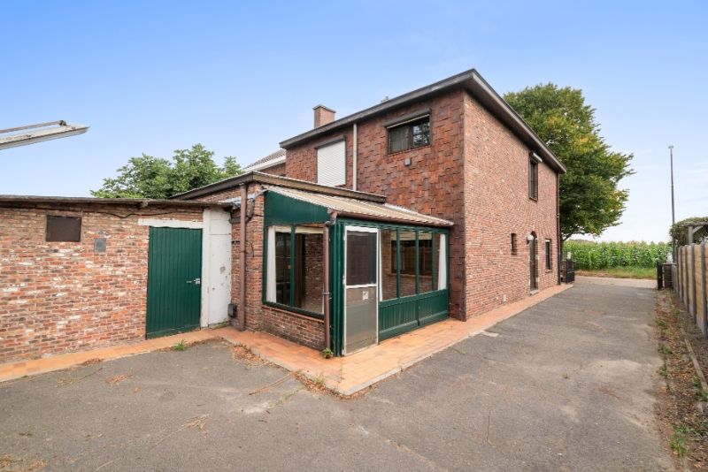 Ruime woning met 3 slaapkamers op 551m² foto 14