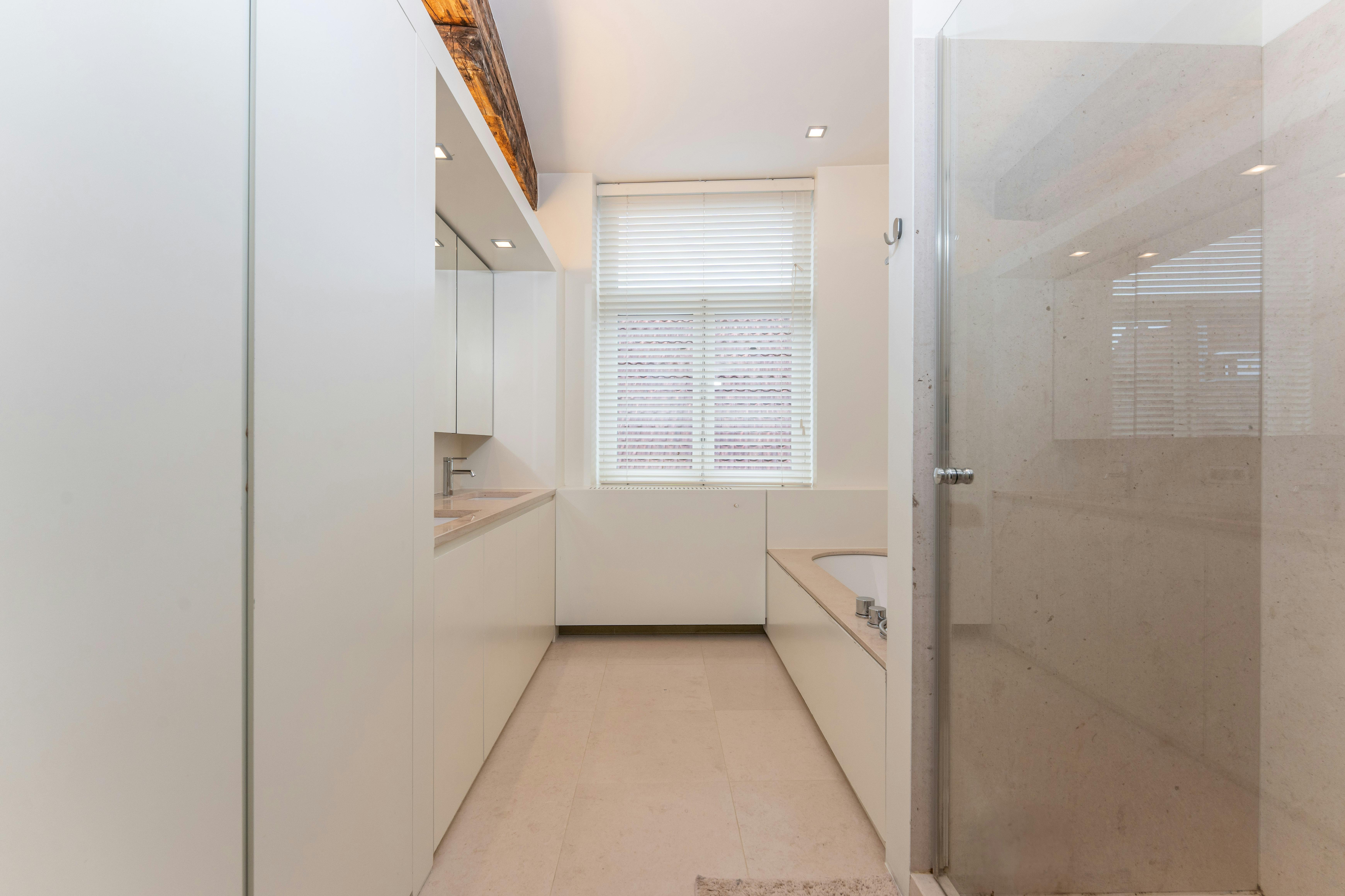 Exclusieve penthouse met historisch uitzicht in hartje Brugge foto 19