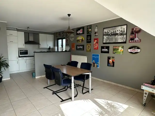 Lichtrijk duplex appartement met 2 slaapkamers en garage foto 5