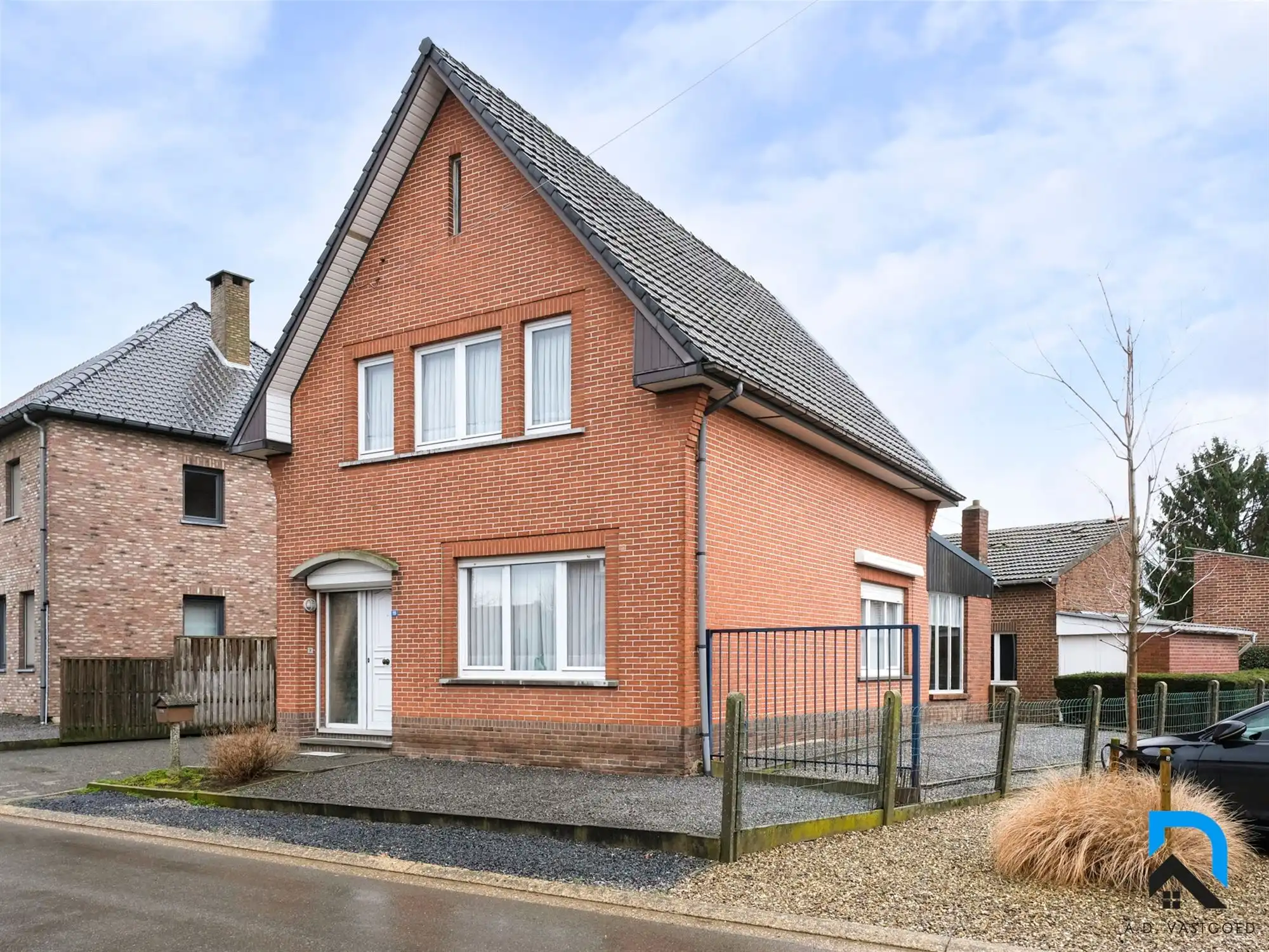 Mooie woning met grote tuin foto 27