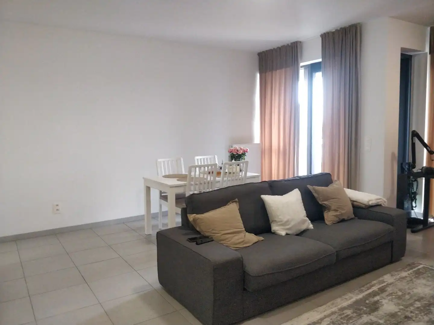 Energiezuinig nieuwbouwappartement met twee slaapkamers in Lokeren foto 3