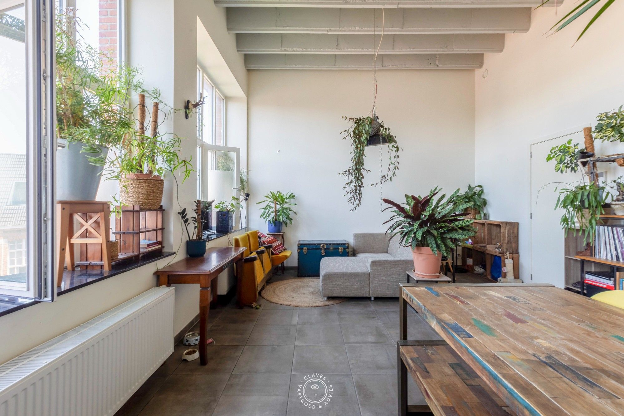 Stijlvol éénslaapkamer appartement met loft vibes foto 6