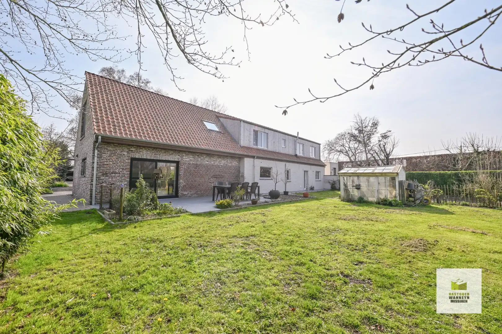 Landelijk en zeer rustig gelegen open bebouwing met 4 slaapkamers op 2.125m2 foto 30