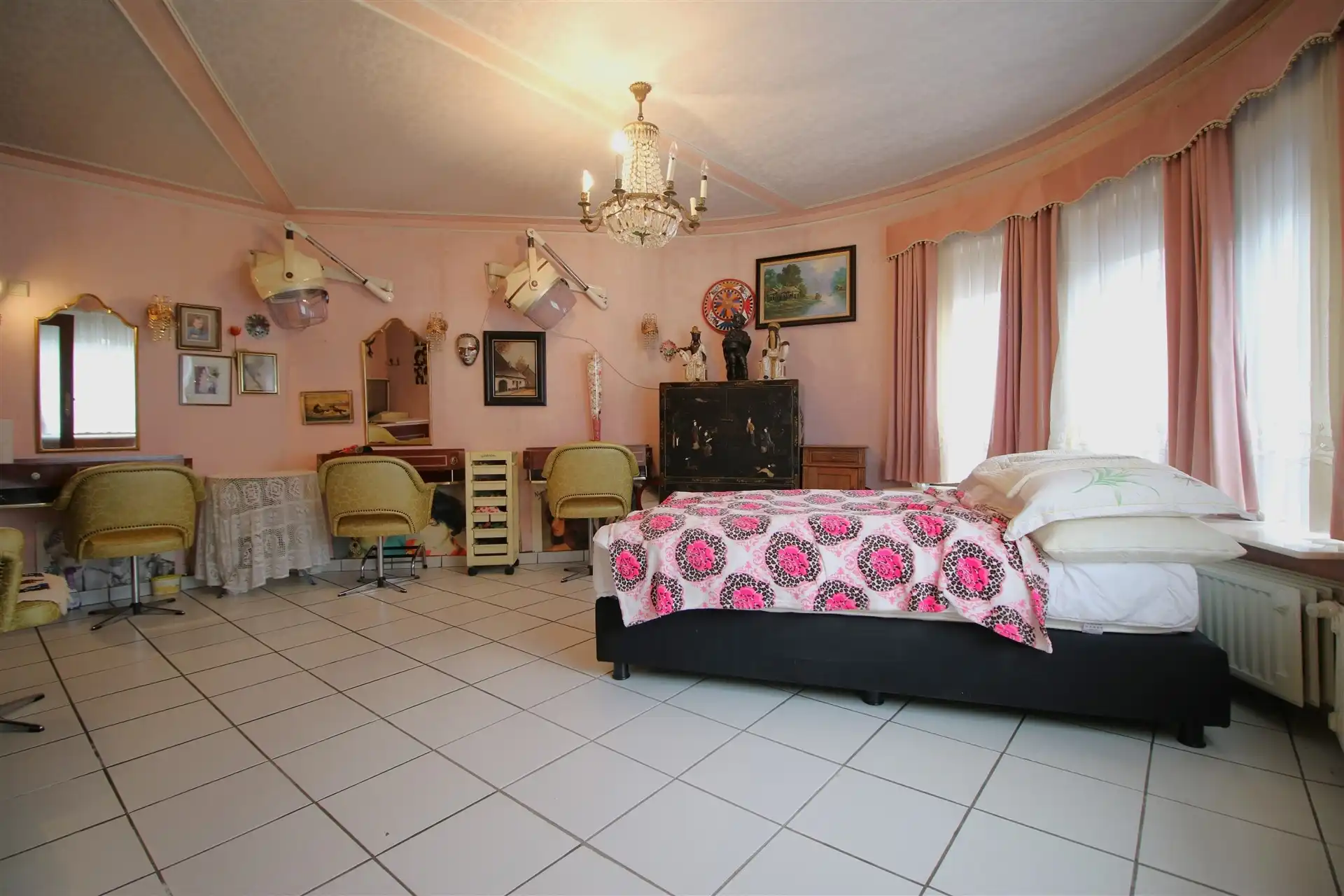 Te renoveren woning / handelshuis in het centrum foto 3