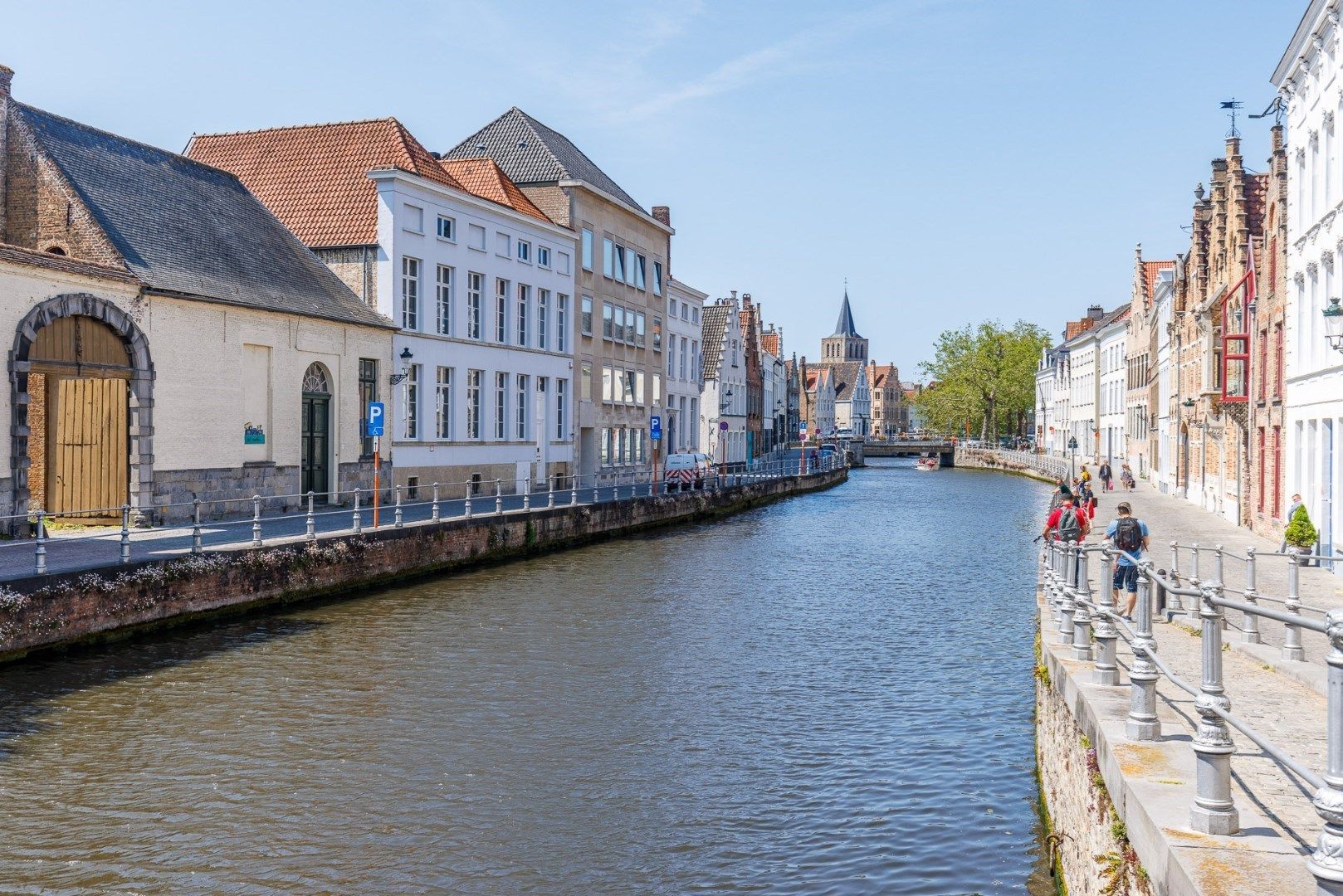 Volledig gerenoveerde gezellige woning foto 7