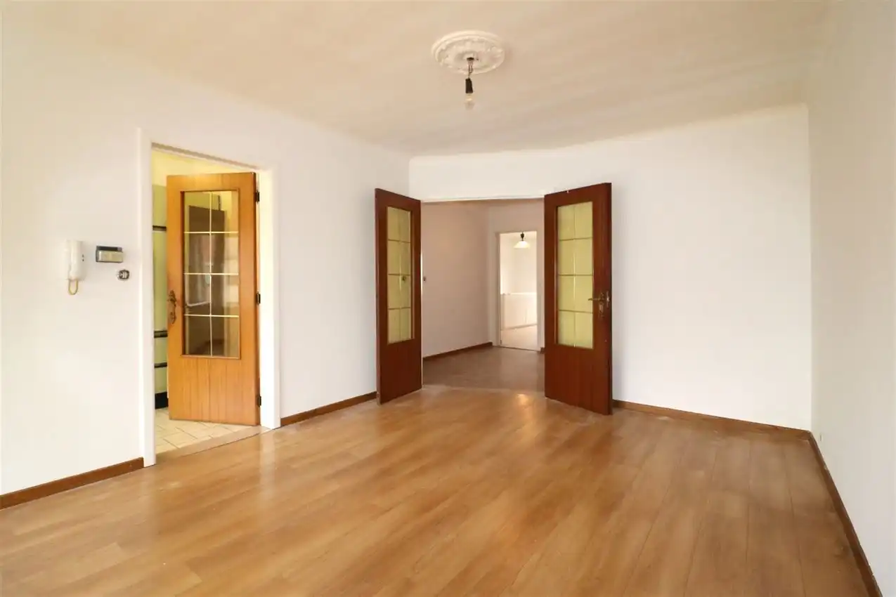 Appartement met 2 slaapkamers en garage te midden van centrum foto 4