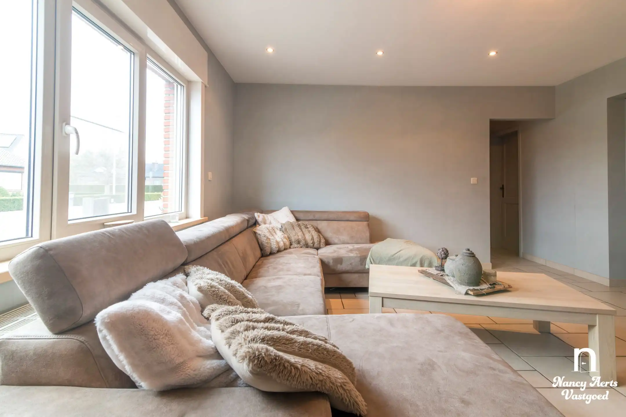 Lichtrijke gezinswoning met open zicht in Stal-Koersel foto 5