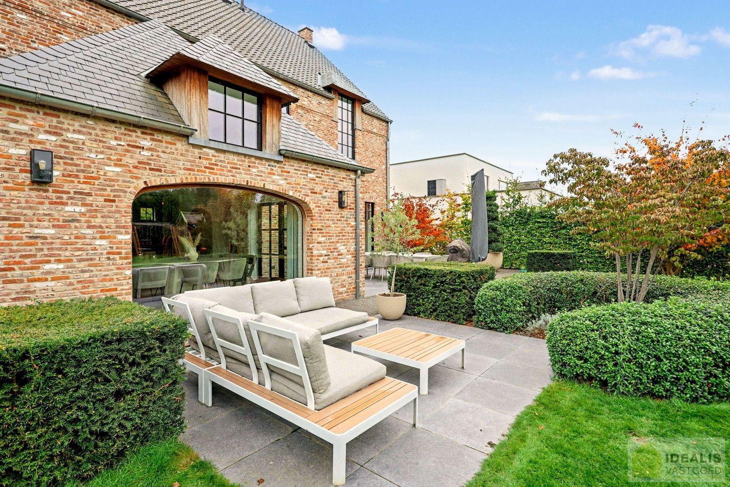 IDEALIS VASTGOED - BIJZONDERE EN HOOGWAARDIG AFGEWERKTE VILLA OP GEGEERDE LOCATIE foto 58