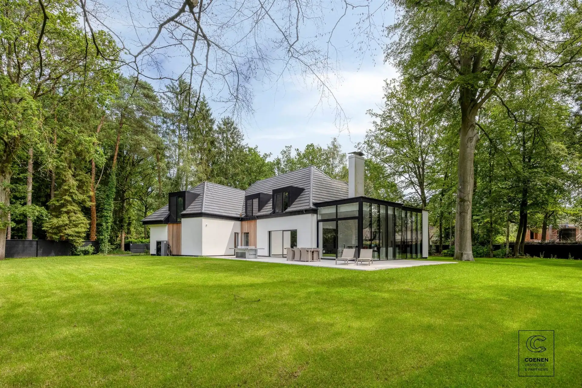 Prachtig gerenoveerde villa op toplocatie te Schilde foto 35