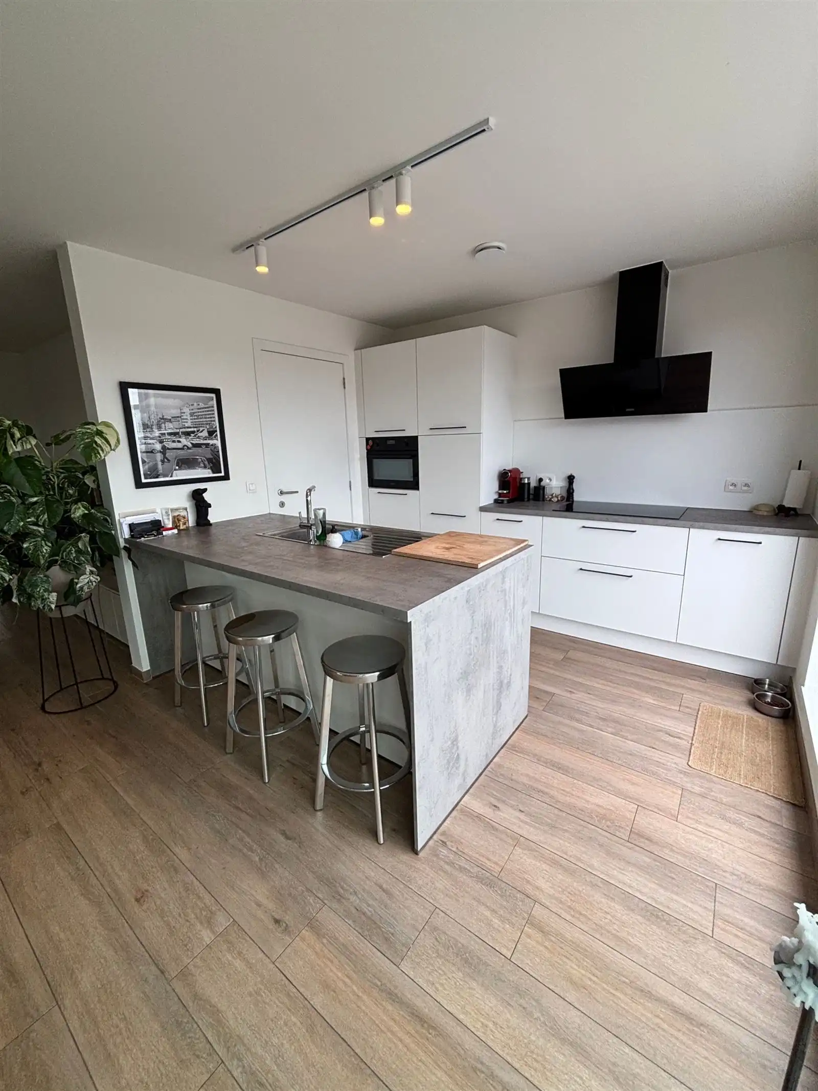Appartement met 2 slaapkamers en ruim terras foto 4