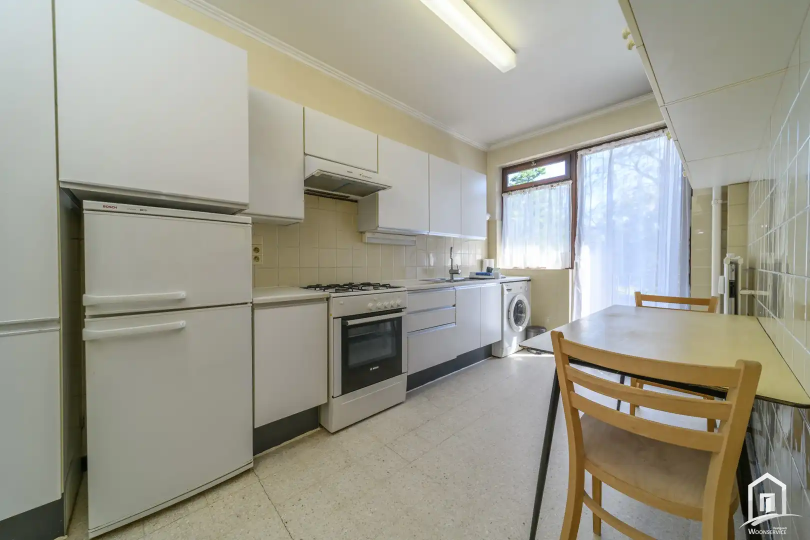 Gunstig gelegen, ruim appartement te Gent foto 5