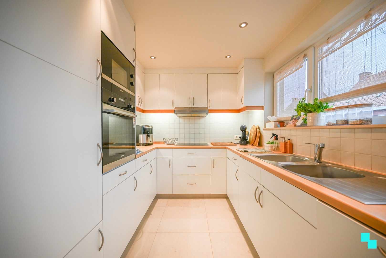 Charmante en energiezuinige woning in Wielsbeke! foto 6