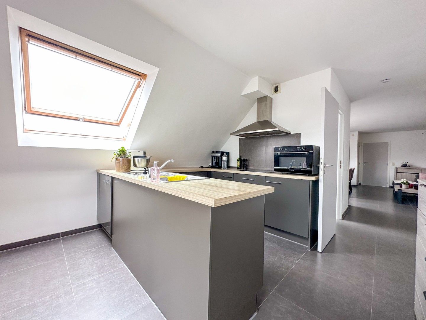 Uniek, lichtrijk penthouse appartement foto 5