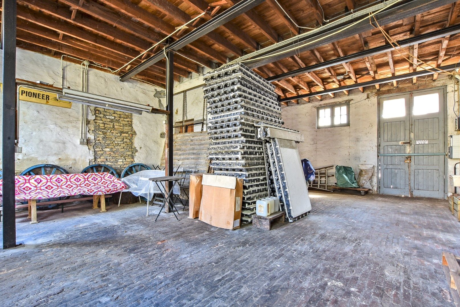 Charmante woning met opslagplaats in centrum Diksmuide! foto 15