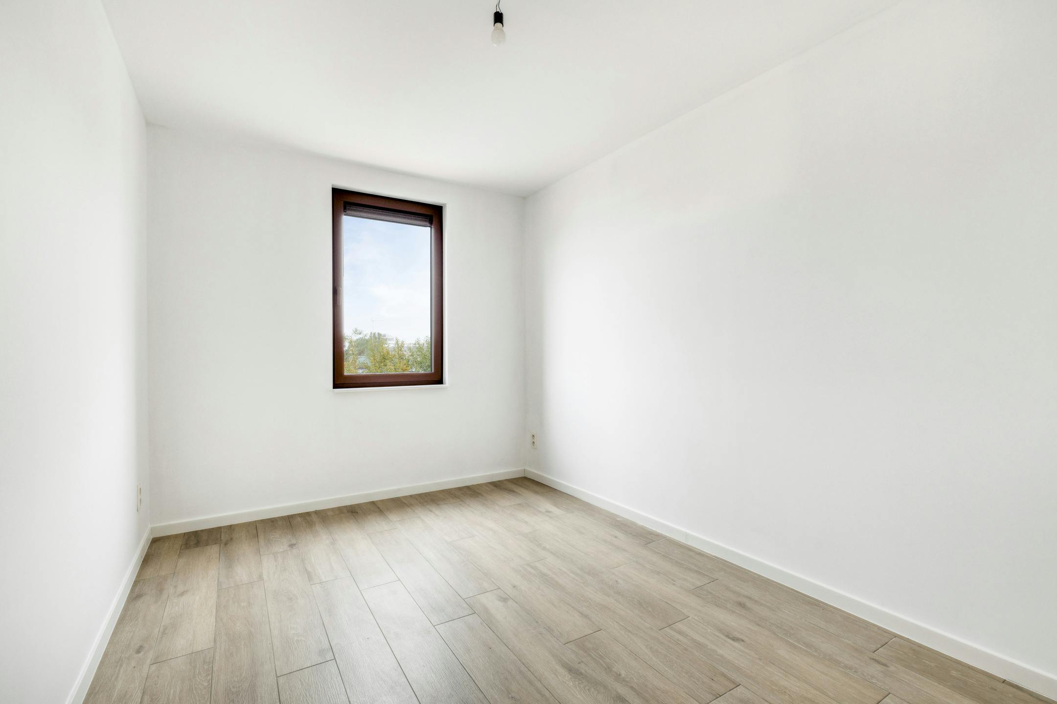 Instapklare nieuwbouwwoning met 3 slaapkamers en zwemvijver foto 11