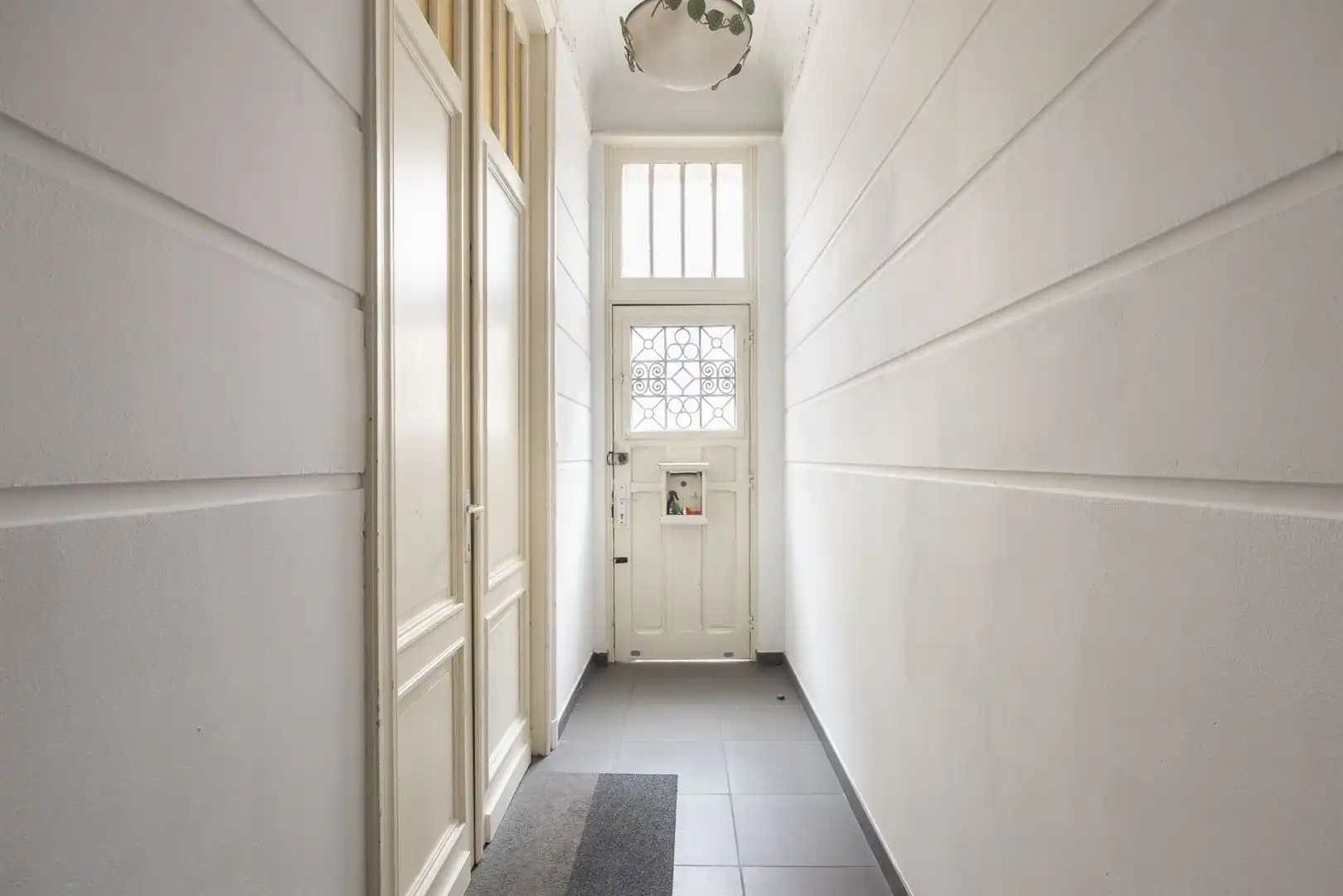 Karaktervolle herenwoning met zee aan ruimte foto 2