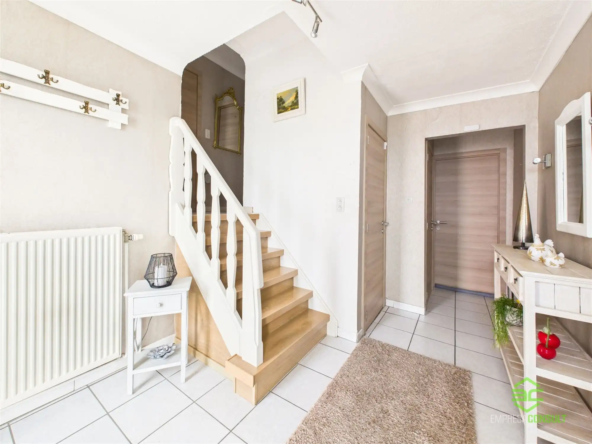 Gezinswoning met 3 slpk op 10a68ca in het centrum! foto 3