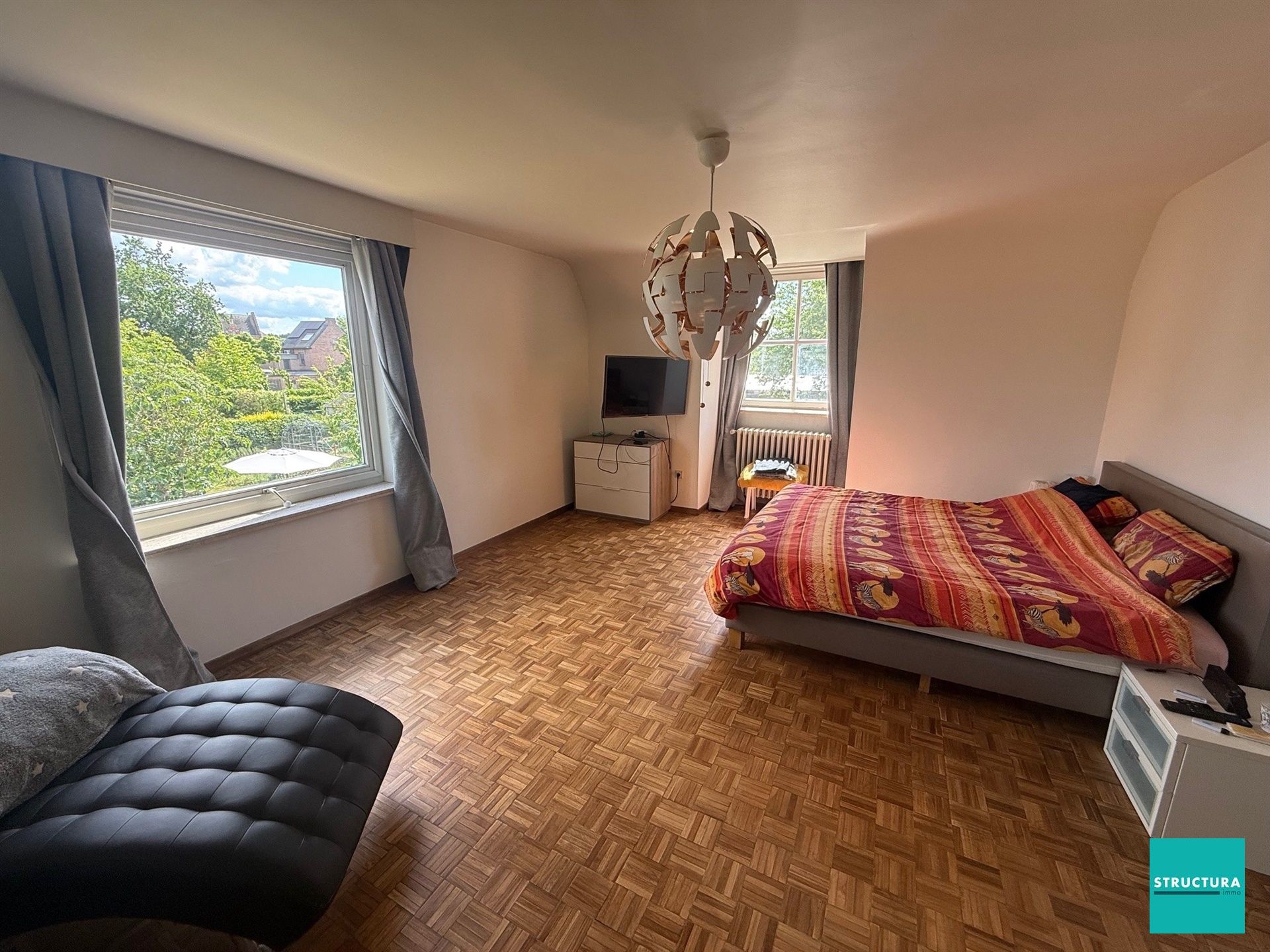 Prachtige villa met 4 slpks foto 9