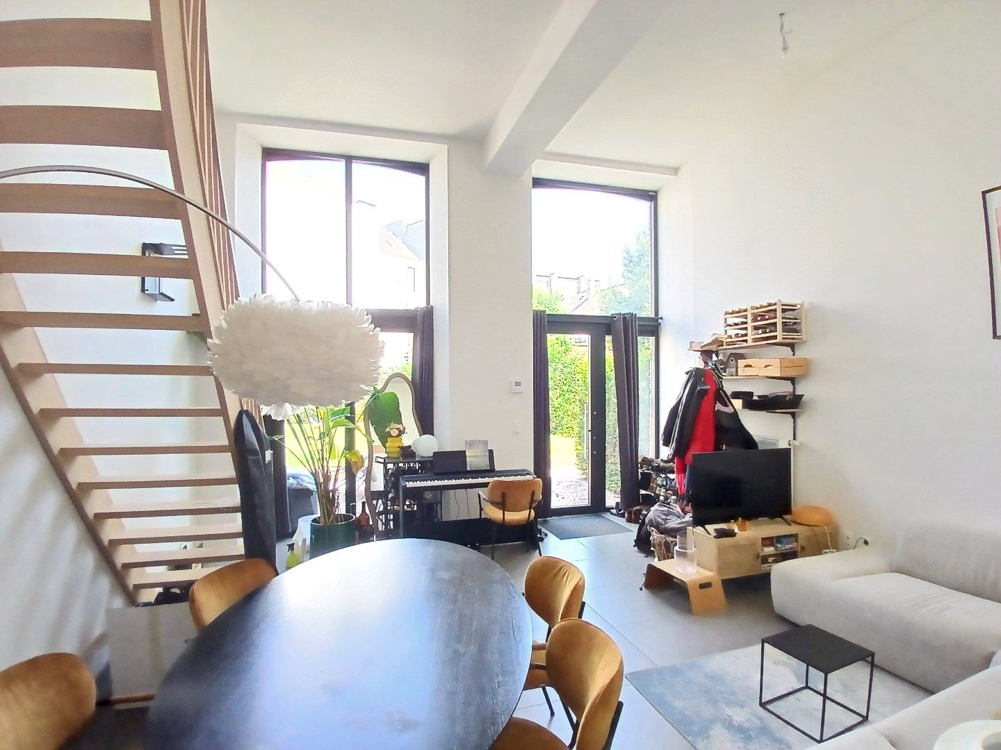 Moderne, lichtrijke woning met twee slaapkamers  foto 3