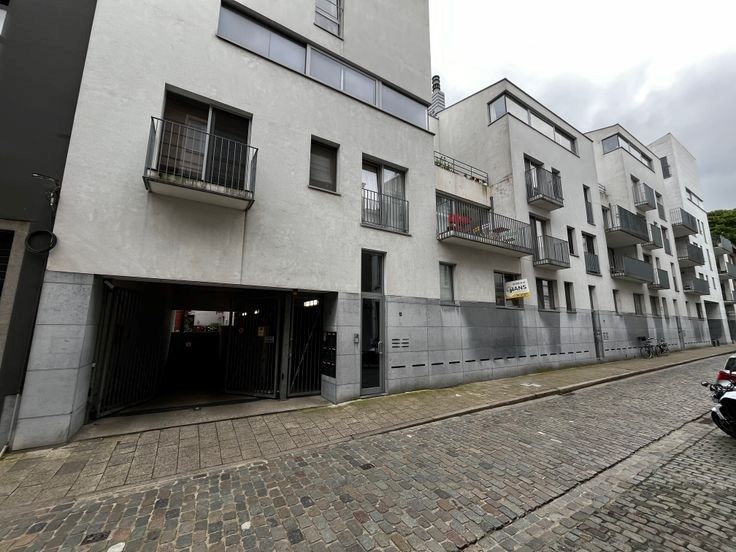 ()=>{if(producerUpdateValueVersion(node),producerAccessed(node),node.value===ERRORED)throw node.error;return node.value} Minderbroedersstraat 14 - - 2000 Antwerpen