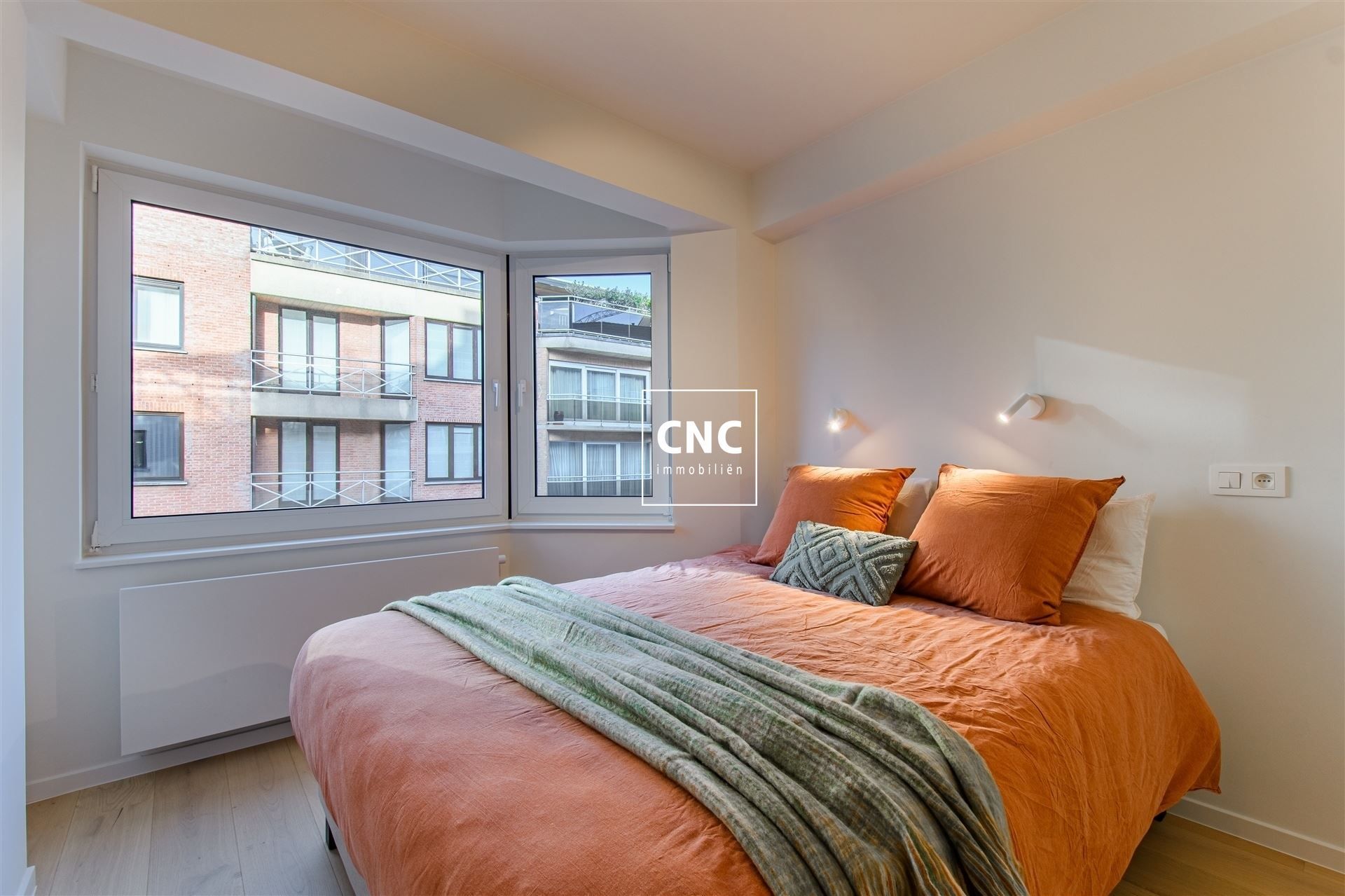 Prachtig gerenoveerd hoekappartement in het hart van Knokke foto 3