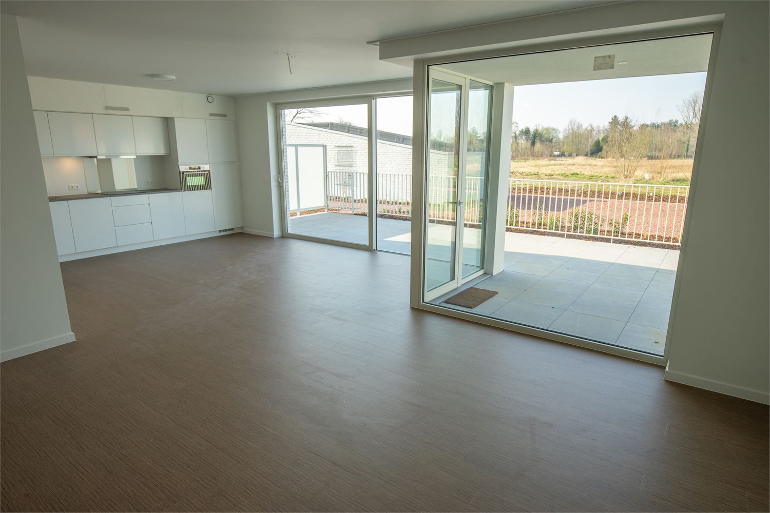 Energiezuinig appartement met een zeer ruim terras! foto 2